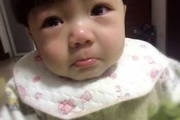 宝宝好委屈图片,温情脉脉的童真写照